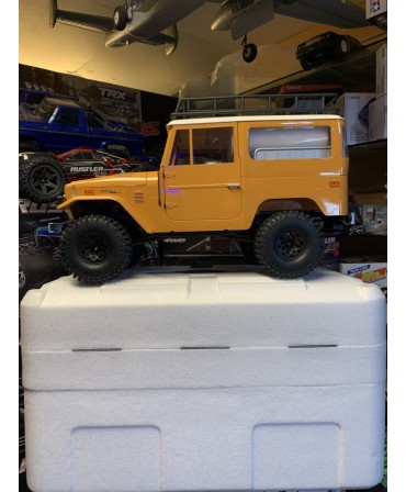 CRAWLER FMS TOYOTA LAND CRUISER FJ40 RS JAUNE 1/10 4WD 2,4Ghz RTR FMS11035RSYL